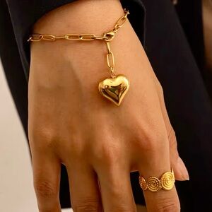 Gold Heart Charm Link Bracelet - Women Jewelry